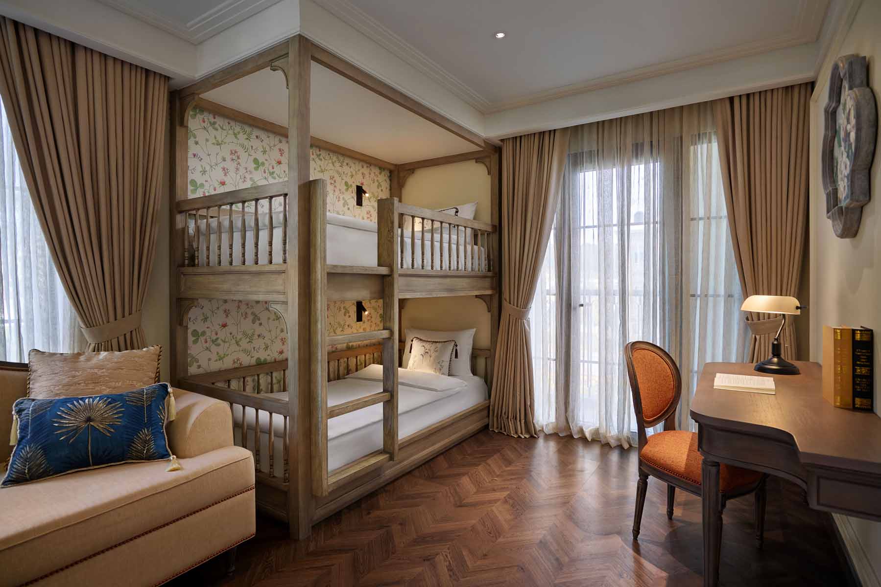 Phòng Junior Suite Gia đình với ban công, 1 double bed and 1 bunk bed